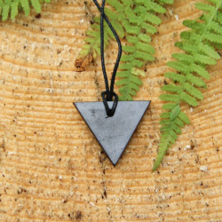 Shungitt - Female triangle - Anheng